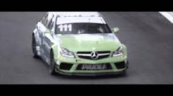 Rodas Scorro produz ví­deo que conta história com a Mercedes-Benz Grand Challenge.